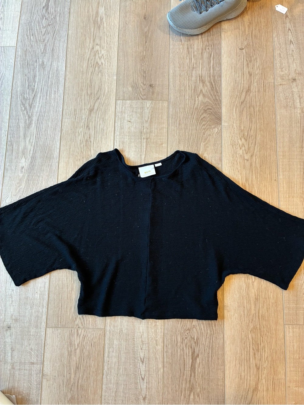 Maeve by Anthropologie Black Batwing relaxed top textured fabric minimalist S